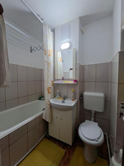 Zona Orizont-3 camere/ etaj 2/ mobilat/ centrala/ beci/aer conditionat/izolat