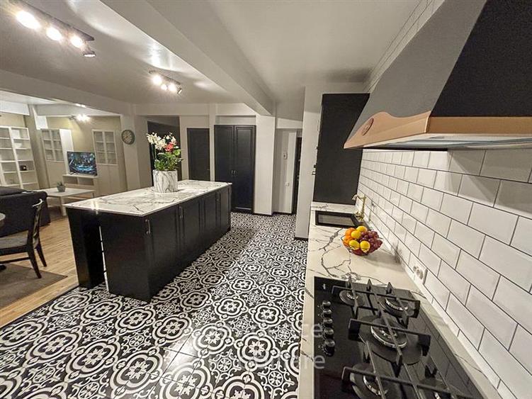 Apartament 3 camere, 2 bai, 94mp, Gheorgheni, zona Alverna