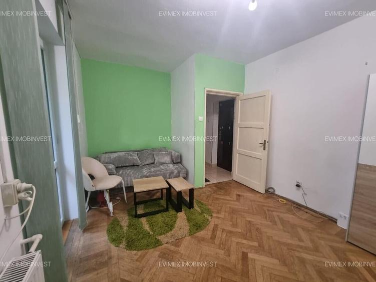 Baba Novac vanzare garsoniera
