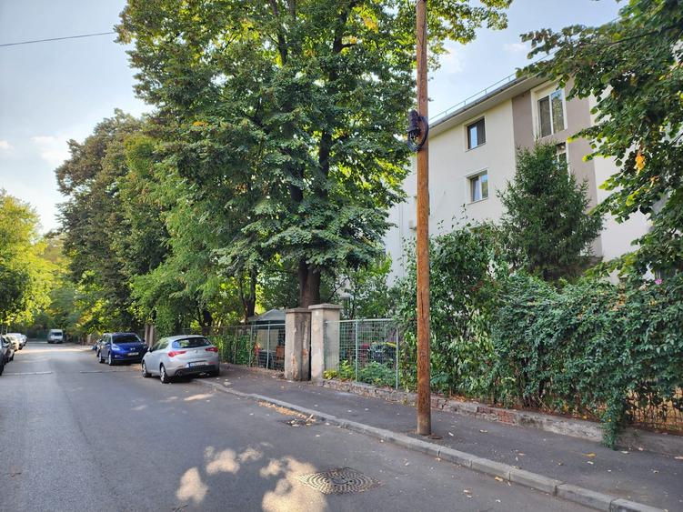 Grozavesti, 2 camere, 60mp, parter inalt, decomandat, centrala proprie,550Euro