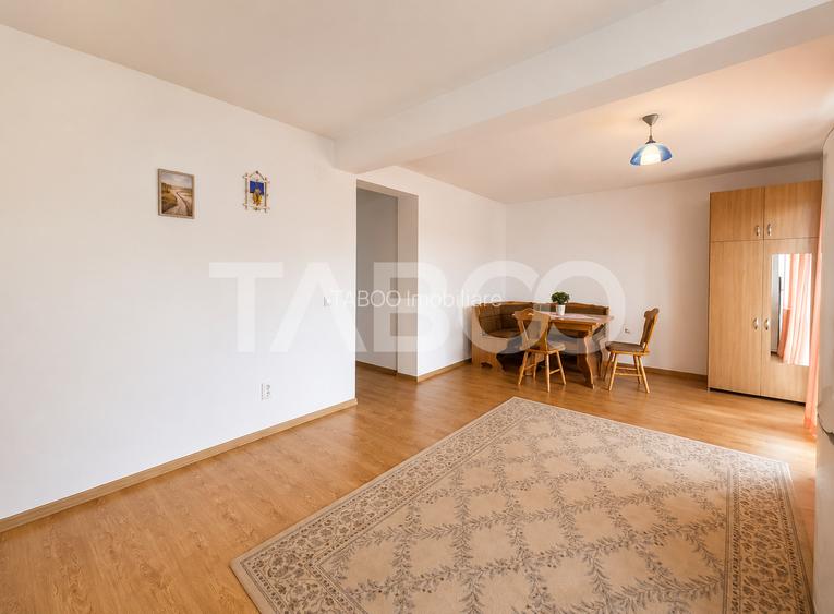 Apartament decomandat 2 camere si balcon Selimbar Brana - 9