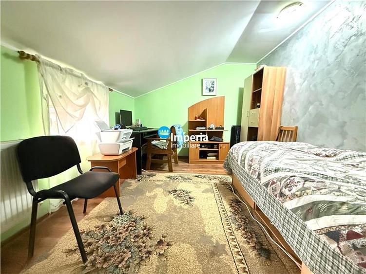 Vila 5 cam, Garaj, 450 teren, asfalt, Omenia Valea Adanca Iasi
