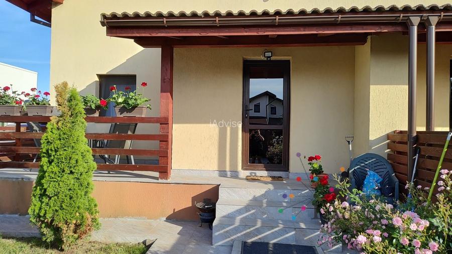 CASA TIP DUPLEX CU 5 CAMERE IN SANPETRU - 2