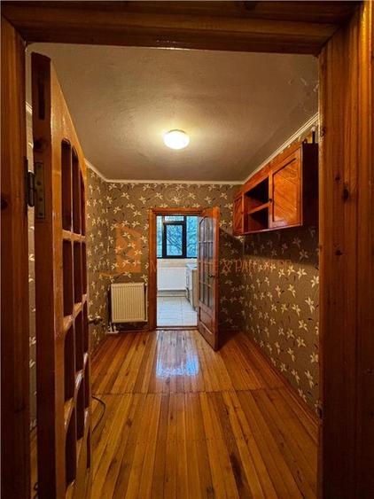 Exclusivitate! Apartament 2 camere cf 1 decomandat zona Brosteni