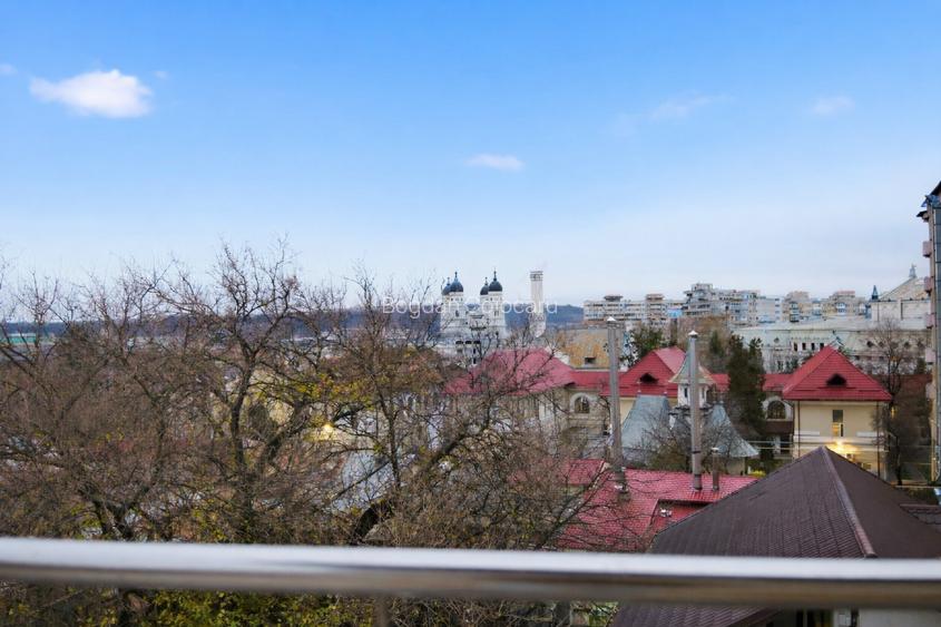 Penthouse Lux Centru Civic Iași | Panoramă 360° |Terasă 100 mp |  365.000 € - 3