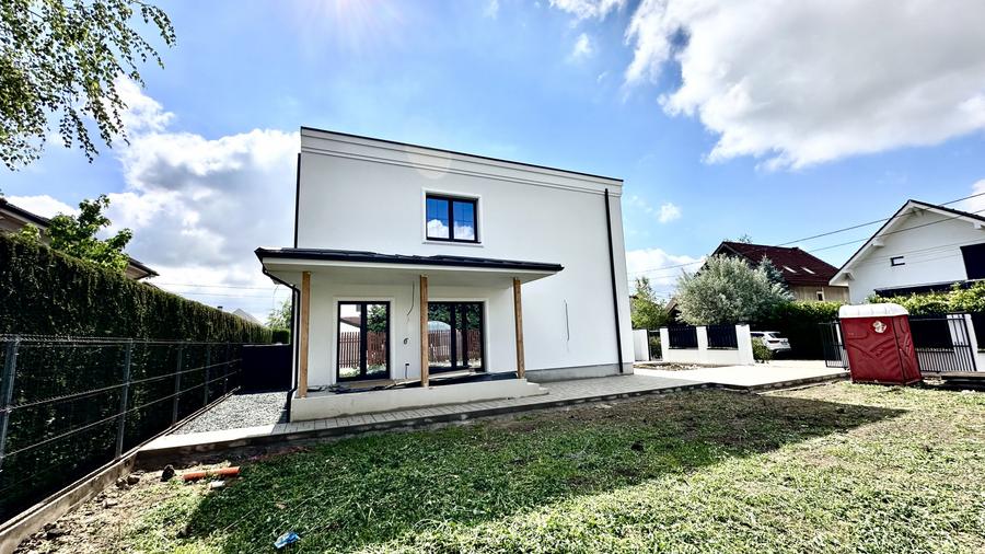 Duplex premium cu design modern | 113 mp util | 3 bai | zid dublu | Mosnita Noua