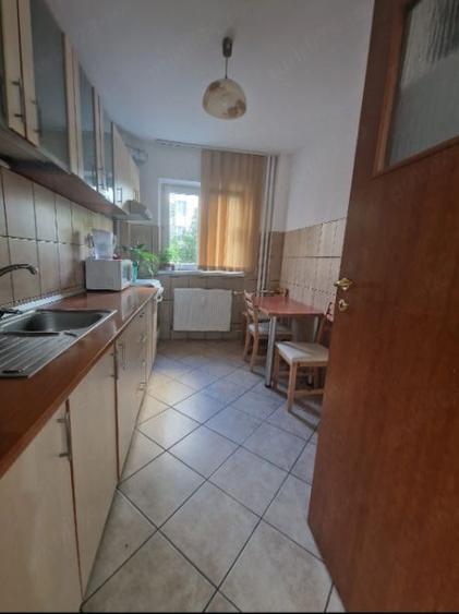 Apatament 2 Camere,LOC PARCARE, B-dul Basarabia,AC, DECOMANDAT, Amenajat,mobilat