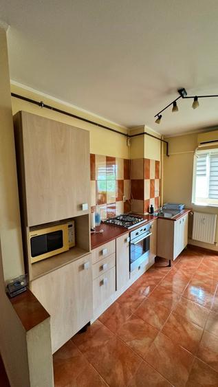 VANZARE APARTAMENT 2 CAMERE/CRANGASI/STRADA CEAHLAU