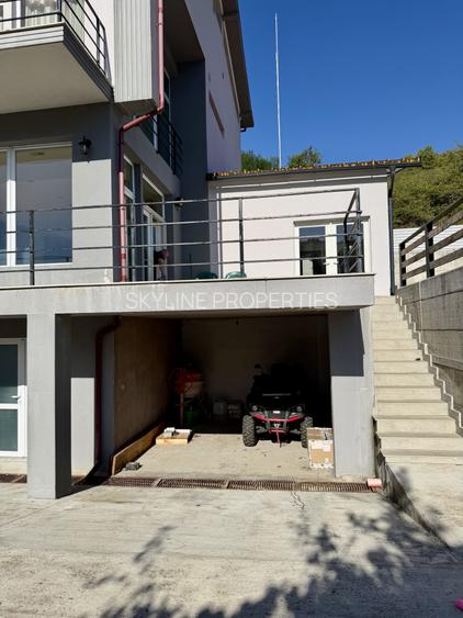 Duplex voluminos, perfect pentru un bussines sau o familie numeroasa