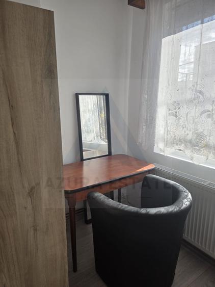 Studio la curte utilat complet cu terasa zona Lazaret