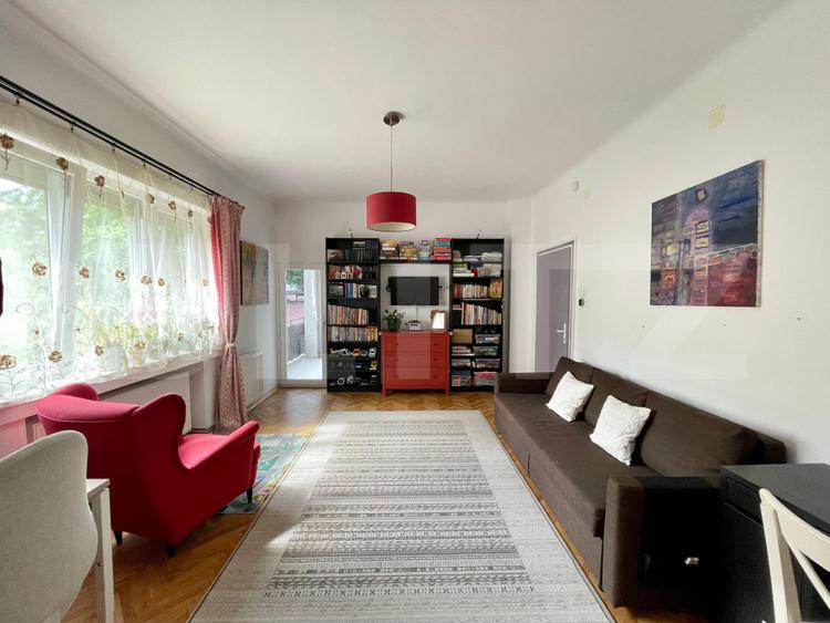 Apartament in vila cu gradina propie de 139 mp - Andrei Muresanu, Piata Engels
