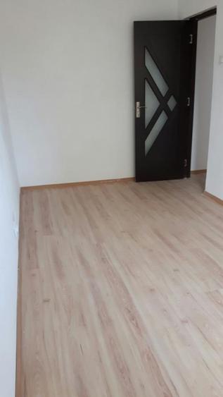 Apartament 3 camere decomandat,renovat,liber,123500 Euro