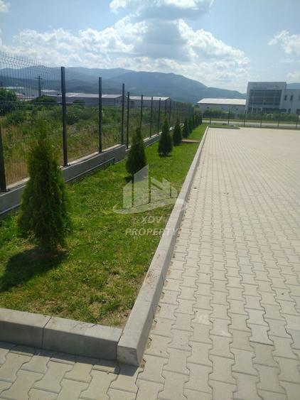 Spatiu comercial cladire noua 1274 mp construiti, teren aferent 7261 mp