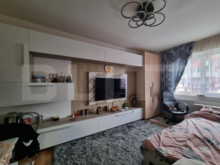 Apartament 2 camere, 56mp, zona Regal