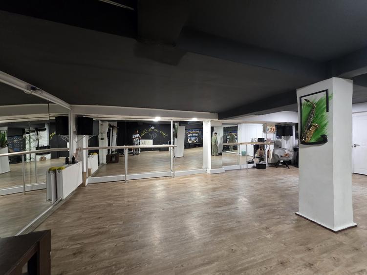 Spațiu comercial 113mp, demisol + parter, zona Blumana