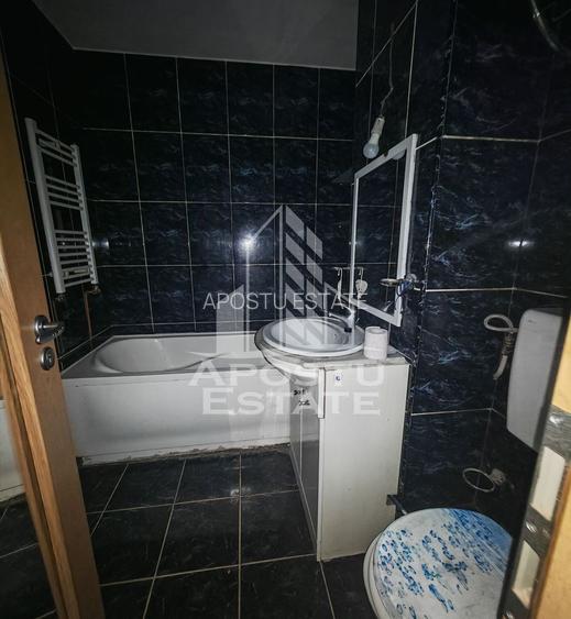 Apartament de vanzare cu 2 camere, decomandat, centrala proprie, Torontalului - 8