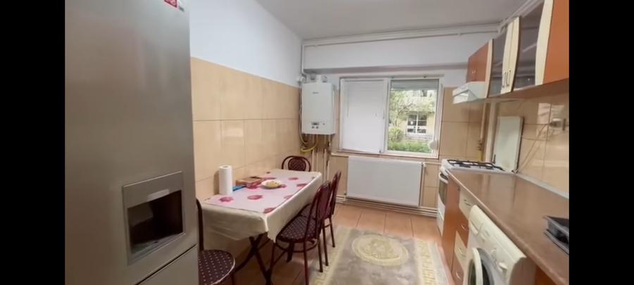 Boema - apartament cu 3 camere - parter - termen lung