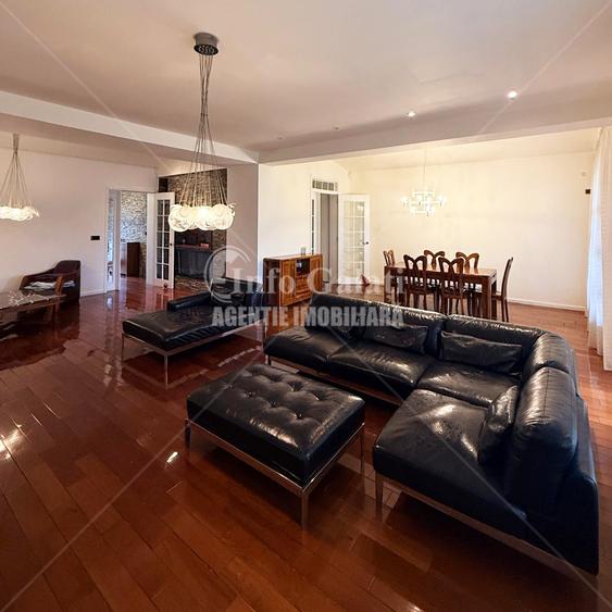 | Vila D+P+1, 320 mp | Teren: 1120 mp | Bld. George Cosbuc |