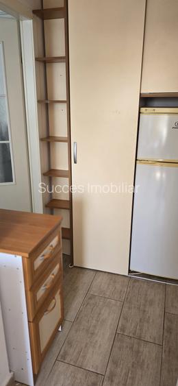 1 Mai - Clucerului, 2 camere, etaj 10,dec, proaspat renovat,mobilat modern, €450