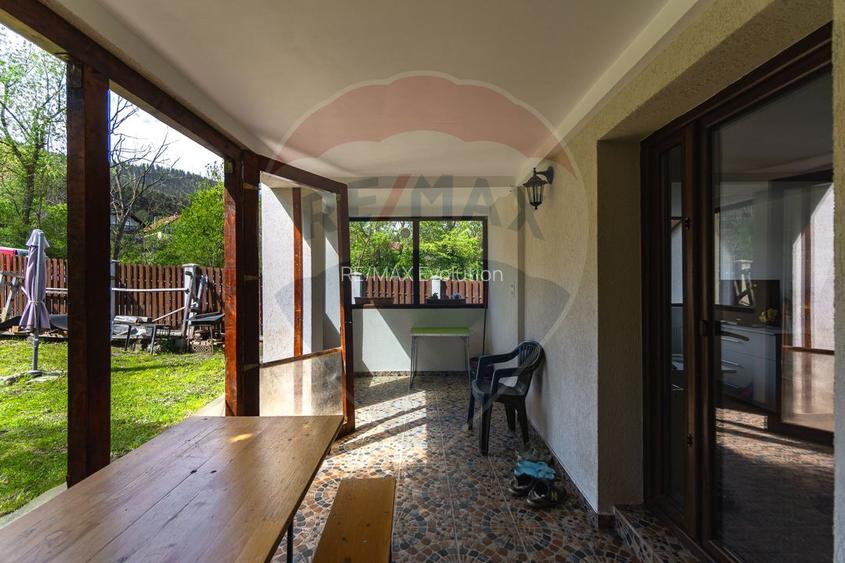 VILĂ 4 CAMERE | 573 MP TEREN | SĂCELE | ZONA SATULUNG | COMISION 0% - 31