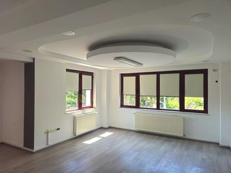 Cladire de birouri/showroom -760 mp/7.5 euro/mp+tva /Zona 13 Septembrie