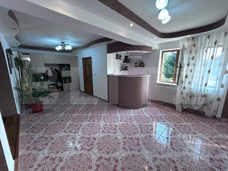 Duplex de vanzare, 609 mp, teren 23.218 mp, zona Bumbesti
