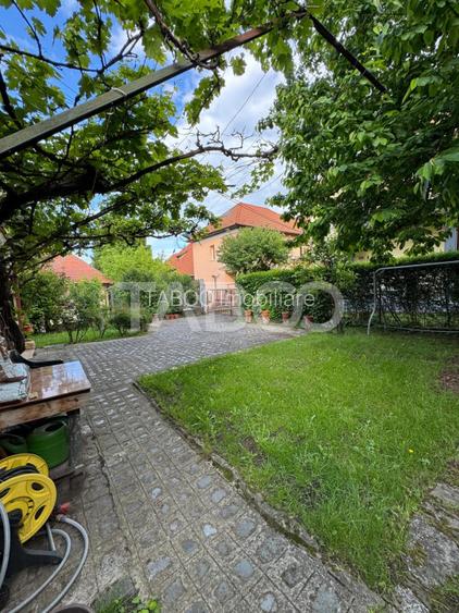 Casa individuala cu garaj de vanzare in Andrei Muresanu Comision 0% - 5