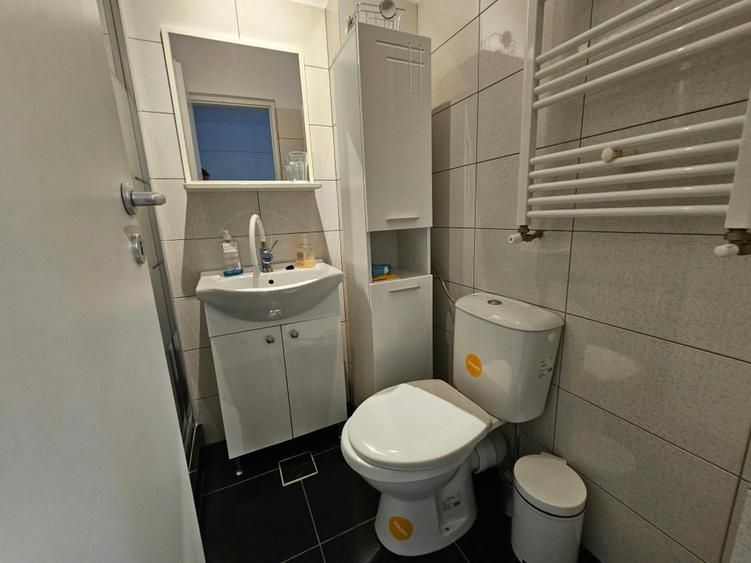 GARSONIERĂ DE ÎNCHIRIAT GROZĂVEȘTI
