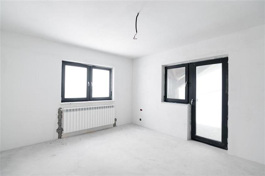 RECO Casa individuala 7 camere, Livada de Bihor, 1000 mp teren