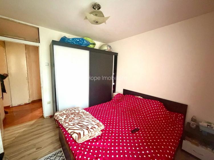Basarabia - Apartament 2 camere , centrala proprie - 3