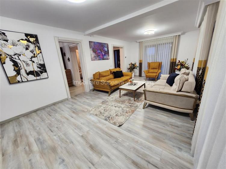 Casă de lux de vânzare în Suceava | 4 dormitoare | 3 băi | 1 - 23