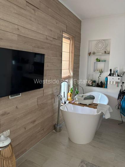 Vila impresionanta de vanzare, zona Lunei - 40
