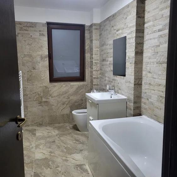 Apartament 3 Camere cu Gradina Proprie si Parcare In Salajan