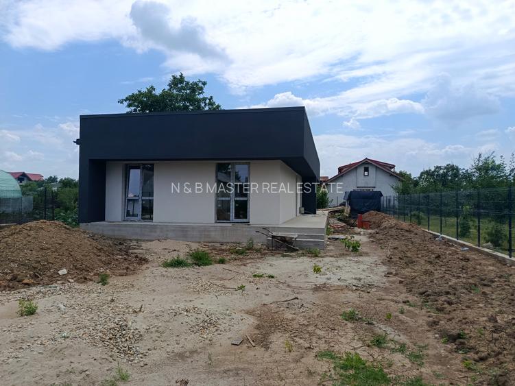 Casa  4 camere nou construita - 10