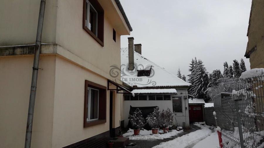 Vand casa cu 3 apartamente Brasovul Vechi, Blumana ideala pentru clinica.