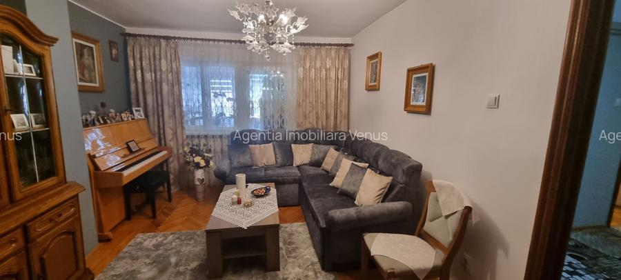 Apartament 3 camere zona centrala - 5