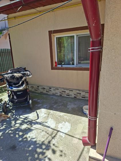 Casă de vânzare în Lungulețu, județul Dâmbovița – 59.000 €