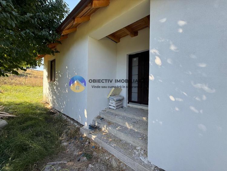 Casă + Teren de vânzare – Zona Ciritei /An constructie 2024
