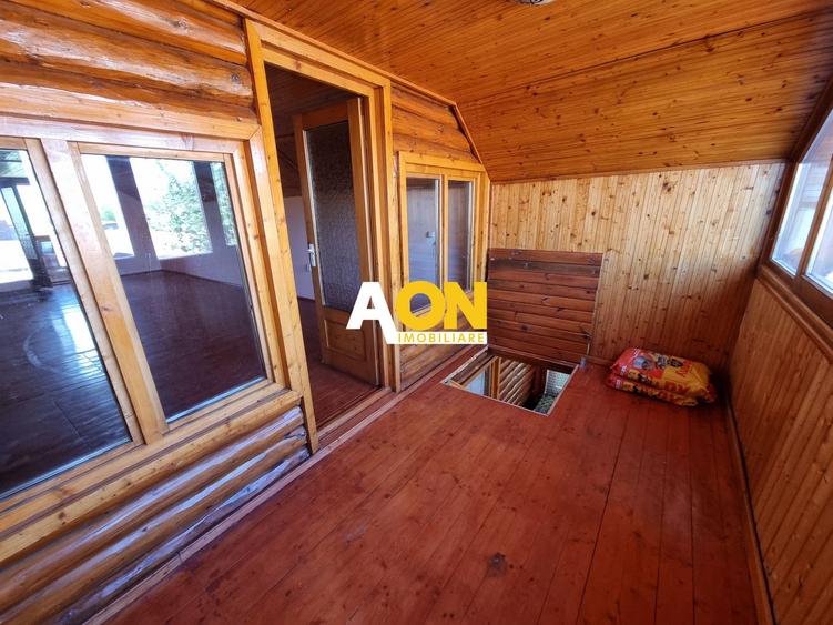 De vanzare casa P+M in stil rustic, 312 mp teren, Barabant