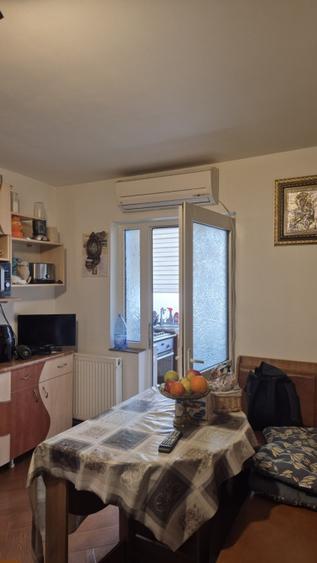 3 CAMERE | DECOMANDAT | PARTER | MOBILAT