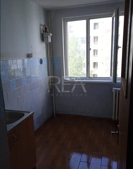 3 camere, et 5/10, 63mp-Drumul Taberei