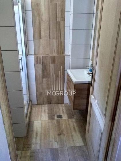 Hostel 10 camere | capacitate 33 persoane | sauna | ciubar | Muntele Baisorii