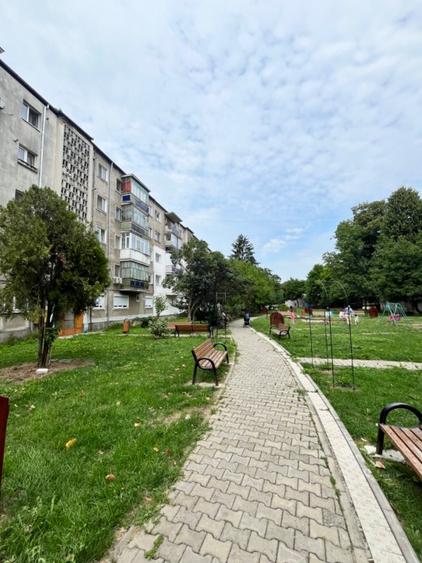 Vand Apartament 2 camere