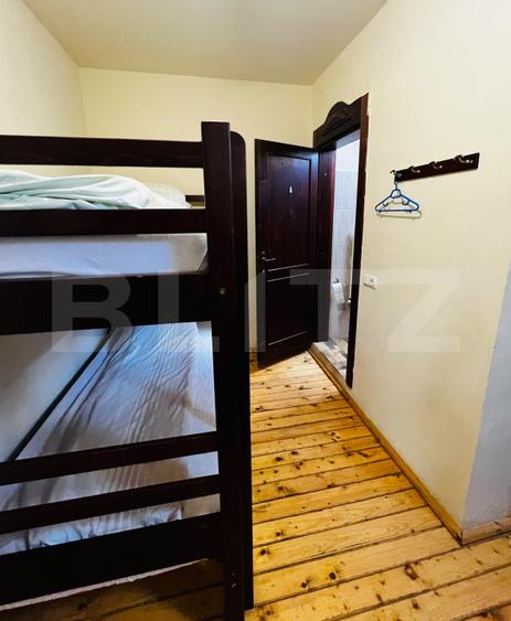 Casa de inchiriat, 5 camere, 130 mp, 450 mp teren, zona Madaras