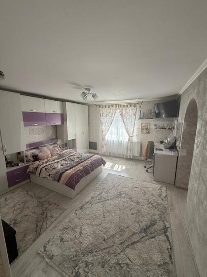 Casa/Vila multifunctioanala 230 mp utili, 520 mp teren, zona Burdujeni