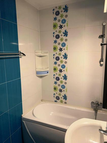 Apartament 3 camere, Spiru Haret, etaj 1, balcon mare, 2 băi, mobilat și utilat