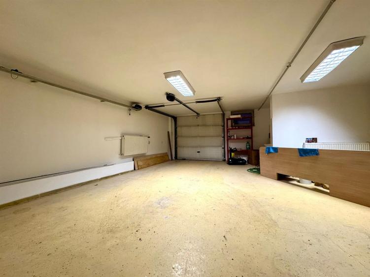 Casa Individuala 320 MP Garaj Curte Cartierul Buna Ziua