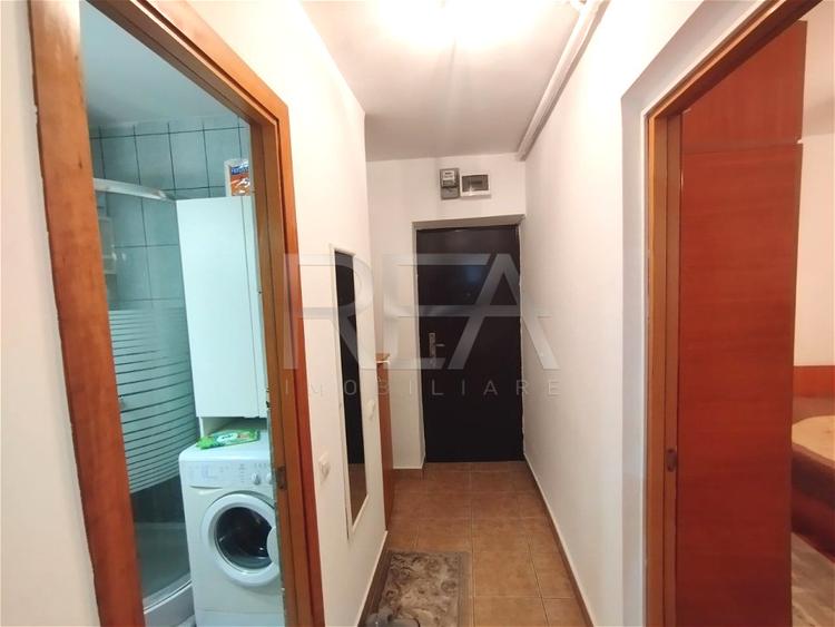 Garsonieră tip studio vis-a-vis de Mega Mall