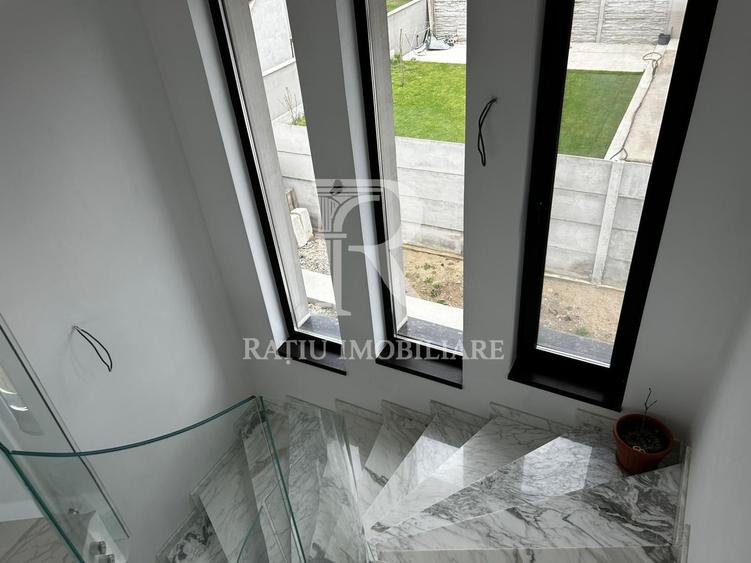 Casa cu 5 camere de vanzare | Nufarul | Oradea