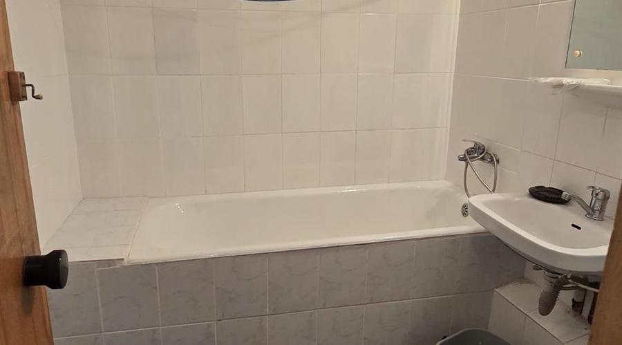 Apartament 3 camere, 69,9 mp, 2 băi, etaj 1/8, bloc reabilitat, Pantelimon